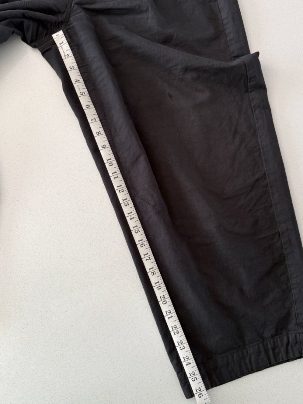 Everlane Everywhere Pants, Black, Size 12 - Picture 7 of 11